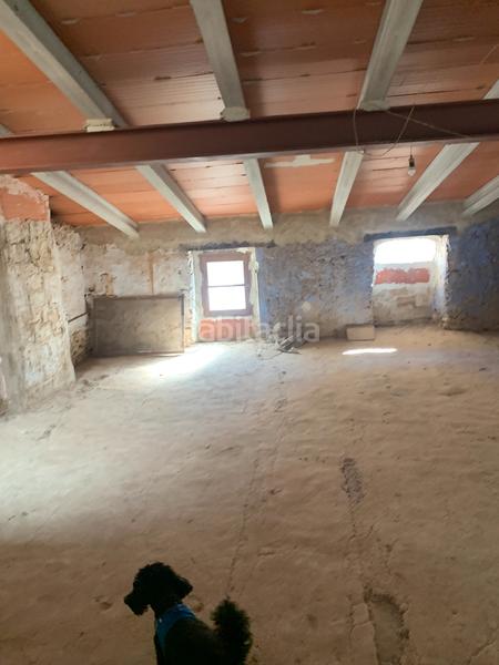 Foto 3ced2427-c5aa-43f6-a269-d39f66809f8f. Casa adossada amb xemeneia a Perelló (El)