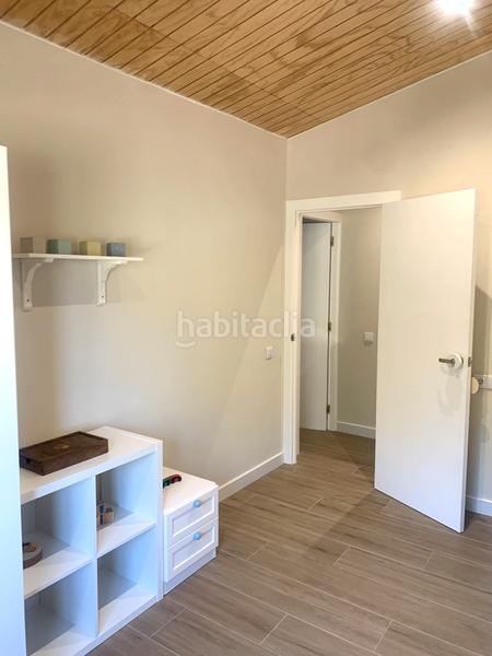 Foto 4f2f9a58-023d-4016-b7cd-2c44cc0c09c6. Masia amb xemeneia a Perelló (El)