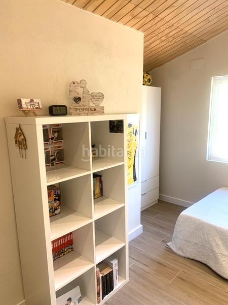 Foto d947bc9b-dce9-4dcc-8b7a-05e11f6c717a. Masia amb xemeneia a Perelló (El)