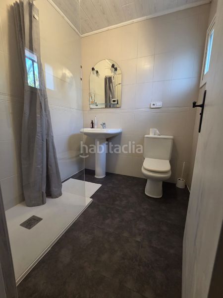 Foto fd32da4b-5b5e-4f44-96b9-d41c88d31c76. Country house with fireplace heating pool in Ascó