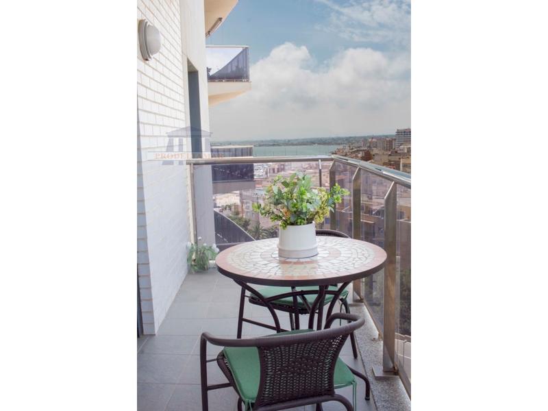 Foto 09794bba-d230-4728-8ae0-80b2199a24ae. Apartament a Ampolla (L´)