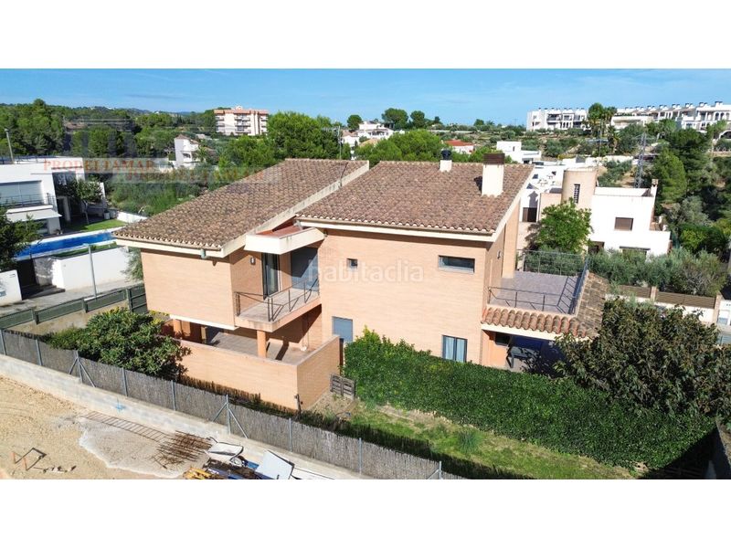 Foto 6612f3b6-3cda-49da-a71a-b12783d20b07. Casa a Ampolla (L´)