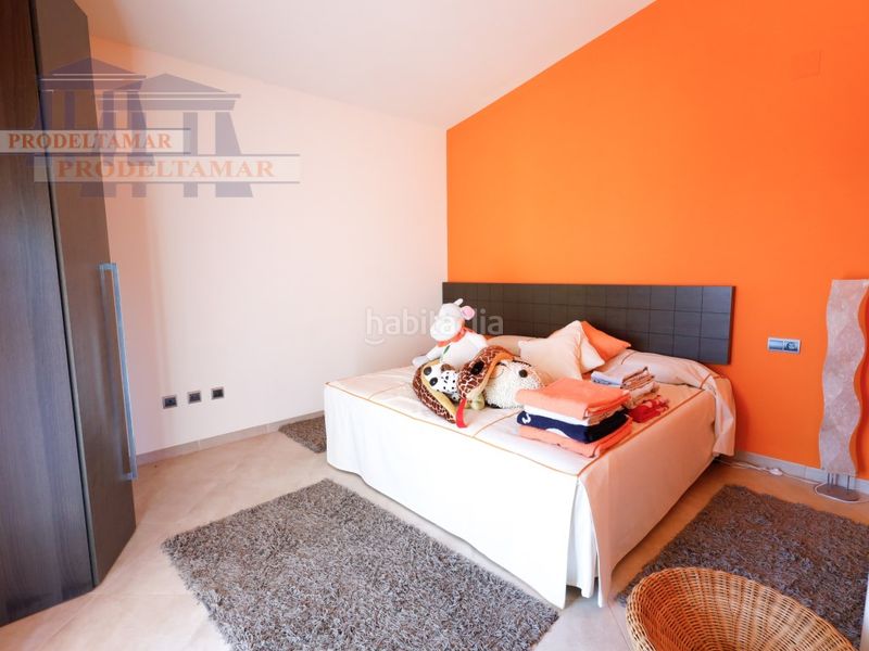 Foto c239147a-22e9-438d-a57e-5946adeee622. Casa a Ampolla (L´)