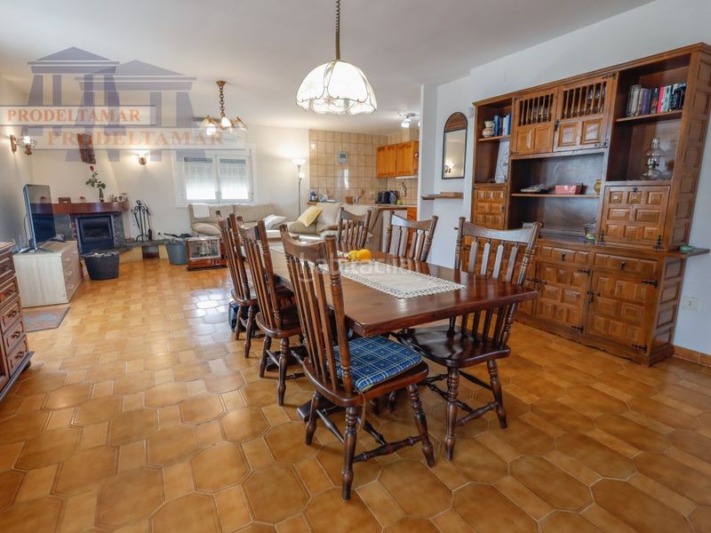 Foto 8fb1336e-1147-49dd-ac20-7f74d97dd6e5. Casa a Ampolla (L´)