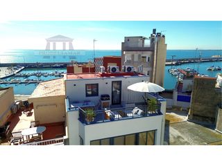 Casa  Calle tresmall. Casa de pueblo super c�ntrica y a estrenar en lampolla!