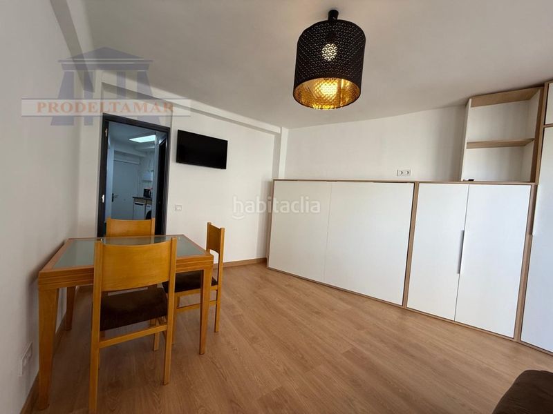 Foto ef95825c-3125-4681-909c-1956132b79ab. Estudi a Passeig Marítim Miami Platja