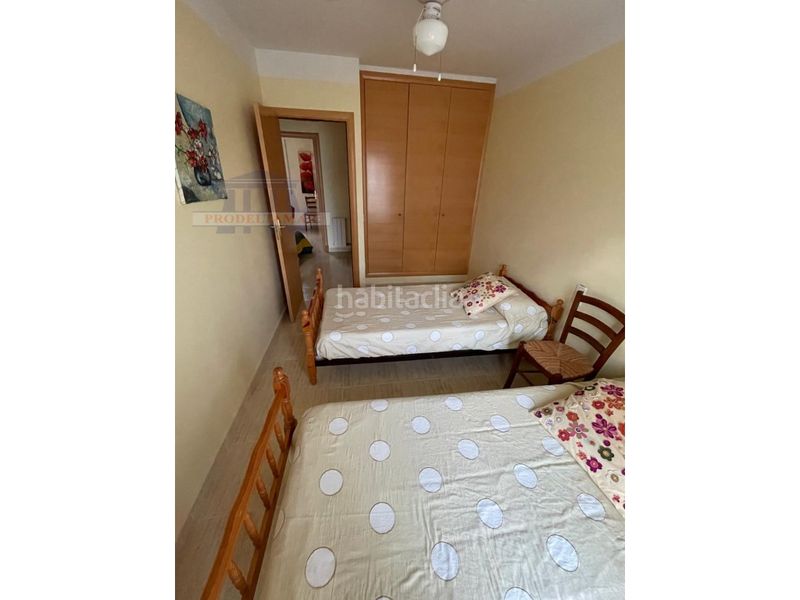 Foto ebfd9b7e-963b-4b60-89d5-cac930d99b6c. Casa adossada amb aparcament a Centre Miami Platja