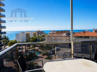 Piccolo appartamento  Calle barcelona. Vive lampolla centro, terraza y vistas al mar