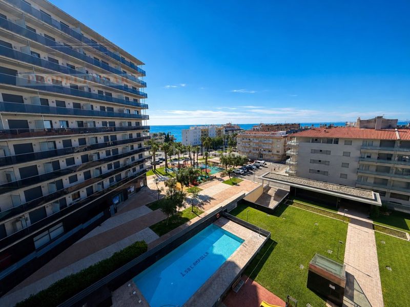 Foto fcd88fce-7678-40f9-85cd-897d6684ee33. Apartament amb aparcament a Ampolla (L´)