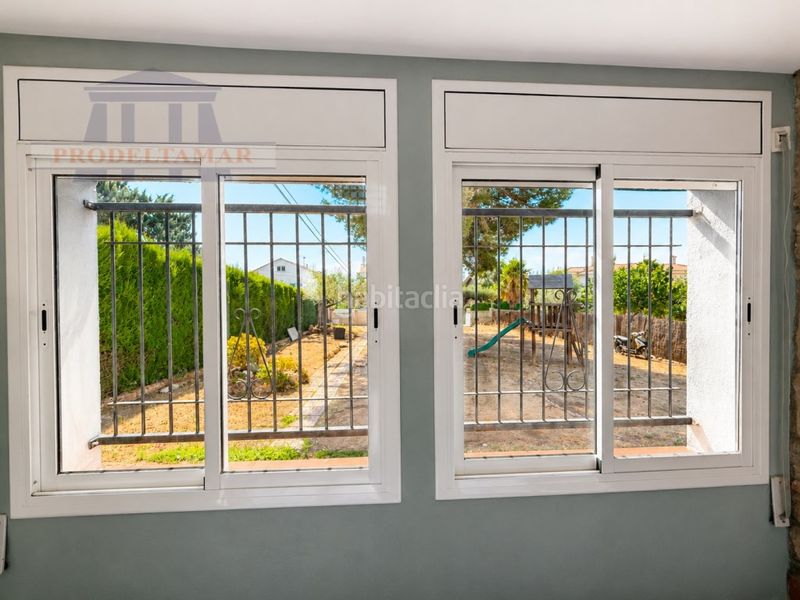 Foto c7255e65-5941-44cb-96d7-ec0fed305b40. Casa a Ampolla (L´)