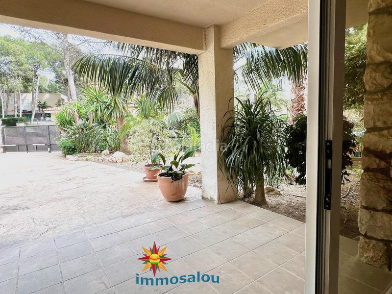 Foto d2fb4802-1795-405c-8140-165c98a3cc0d. Chalet 1500m2 con casa en cap en pla de maset - cap de Salou Salou