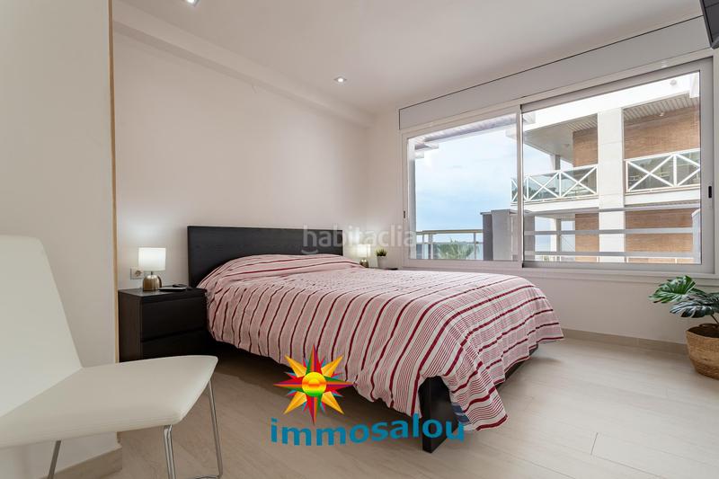 Foto b8093d7c-007c-4562-9011-40b4fa7df6b4. Apartamento  en primera linea de mar con licencia turistica en Salou