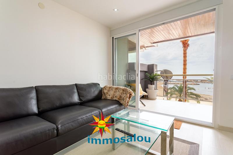 Foto e62d79aa-42b0-4599-86c3-b1556219054c. Apartamento  en primera linea de mar con licencia turistica en Salou