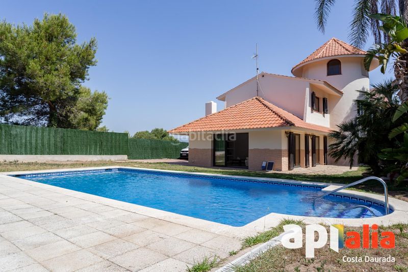 Foto add0f0cd-659b-4b89-88a3-677f55fee7ee. Chalet in del bosc del quec 19 in pla de maset - cap de Salou Salou