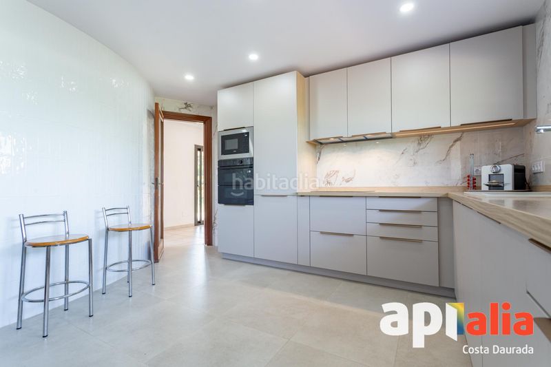 Foto da12ce78-d240-4ac5-b9c9-e580f2a3098c. Chalet in del bosc del quec 19 in pla de maset - cap de Salou Salou