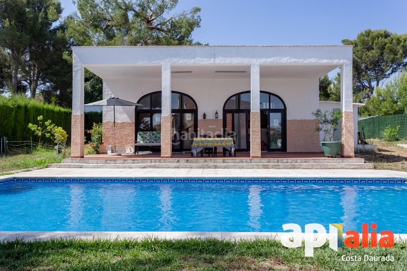 Foto e9af0463-d353-4200-9b89-3ca321384f56. Chalet in del bosc del quec 19 in pla de maset - cap de Salou Salou