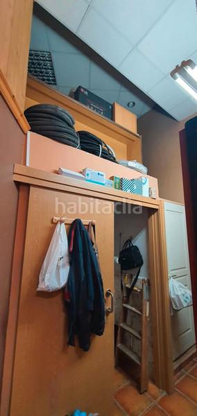 Foto e4bbc3f3-670b-44c2-a74e-c06eebe27da7. Pas-de-porte local commercial dans Vara de Quart Valencia