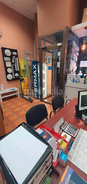 Foto 991cd0d3-5fa8-47fa-9923-18ded045977a. Traspaso local comercial traspaso de tienda de electricidad e instalaciones eléctricas en Valencia