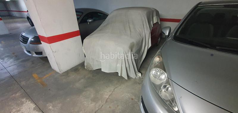 Foto 5503d352-80ba-478a-827a-ae813f46734e. Car parking in Barrio de Patraix Valencia