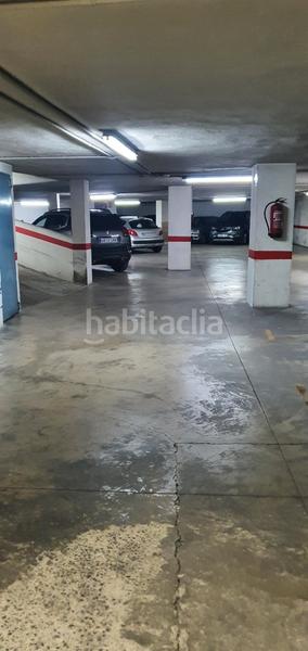 Foto deb428c9-0594-40f3-9581-c937701bd0fd. Car parking in Barrio de Patraix Valencia