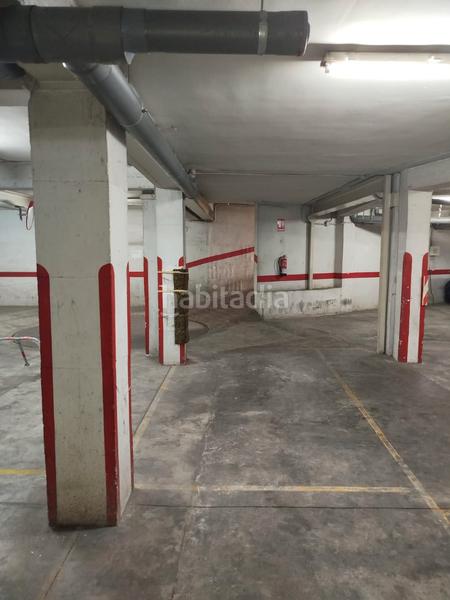 Foto e9c2b500-c934-45f0-8ae7-efd17ff56755. Car parking in Barrio de Patraix Valencia