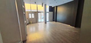 Local Comercial en Carrer del Poeta Alberola