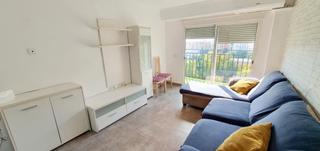 Miete Etagenwohnung  Avinguda del cid. Piso en alquiler en el barrio de la luz en valencia