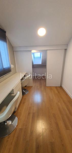 Foto 3cfb1d3f-4cce-4c26-a209-17fbe93ea40e. Rent penthouse with parking in Arrancapins Valencia