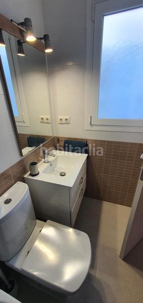 Foto f2a940ab-8379-4eca-af21-fa8a711181e8. Rent penthouse with parking in Arrancapins Valencia