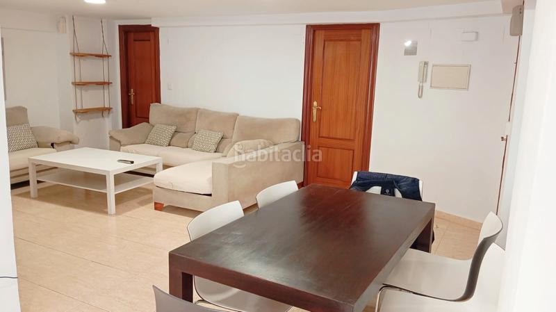 Foto 8af37591-ed2f-4089-9ebd-2e81230efde1. Location appartement dans Russafa Valencia