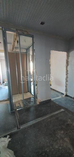 Foto 9ede96a9-233f-401d-a720-22b6dbd70b41. Pis a carrer major 81 a La Constitución-Canaleta Mislata