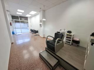 Local commercial  Carrer de beethoven. Local en venta en jesús en valencia