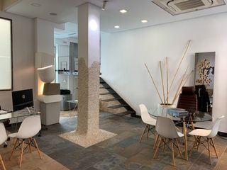 Lloguer Local Comercial  Carrer de navarra. Local en alquiler en extramurs en valencia