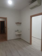 Local Comercial a Barrio de Patraix. Local en venta en patraix en valencia