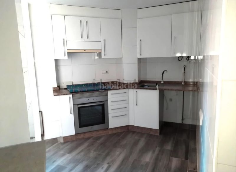 Foto 080defed-41a6-401b-8e48-a58cba6bf8a2. Pis a Tres Forques Valencia