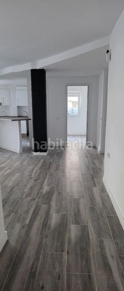 Foto e8a73b53-0cc2-4e87-89ad-0f9437a3aedb. Pis a Tres Forques Valencia
