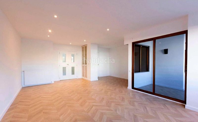 Foto 1a124b6b-8ff3-4c3b-8824-c96c486c6714. Pis amb aparcament a La Petxina Valencia