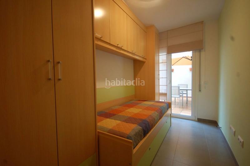 Foto b433e828-cc93-4c3e-832b-cd68e066b99c. Planta baja en carrer sant sebastià 8 céntrico apartamento de 3 dormitorios, 1 baño, cocina, salón comedor y una gran terraza equipada con mobiliario para momentos de en Tossa de Mar