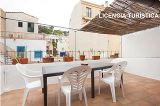 Masia  Carrer sant josep. Casa con licencia tur�stica en el coraz�n de tossa de mar.
