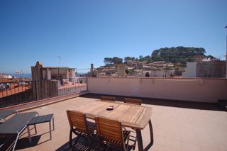 Pis a Carrer des codolar 2. Encantador apartamento en el casco antiguo de tossa de mar a 2 m