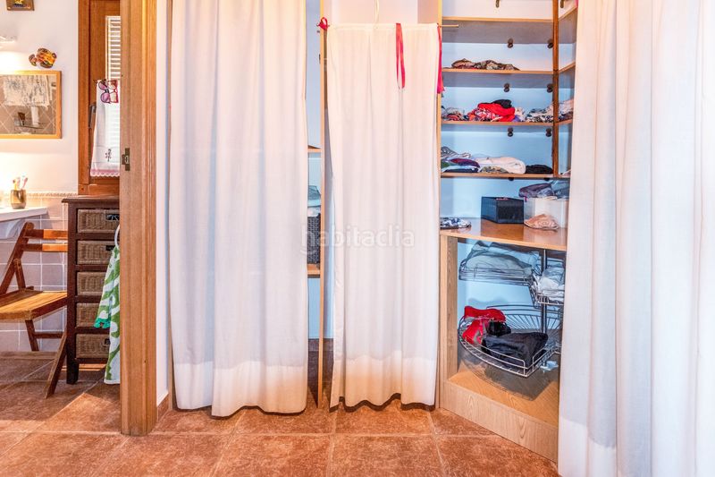 Foto b0a2dcd2-dcea-4a99-b717-3539045dba56. Xalet amb aparcament a La Nucia Pueblo Nucia (la)