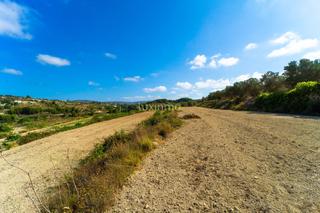 Residential Plot in Benissa Pueblo. Parcela rústica edificable con pozo, agua y luz en benissa