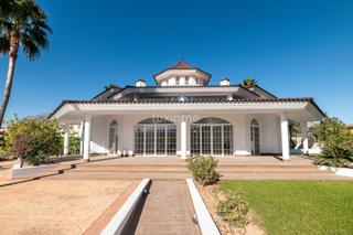 Xalet a Pueblo-Ubanizaciones. Impresionante villa de lujo en venta en alfaz del pi