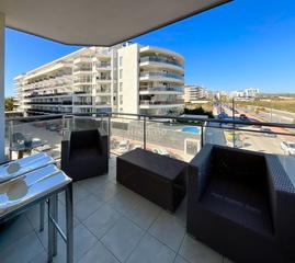 Pis a Marina Botafoc-Talamanca. Moderno apartamento con vistas al mar en marina botafoch, ibiza