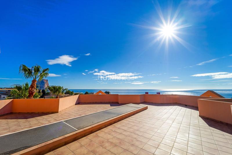 Foto f48cb985-3418-4a92-9127-dcda81c1d0c1. Chalet encantadora villa en manzaneratosal, e con vistas al mar en Calp