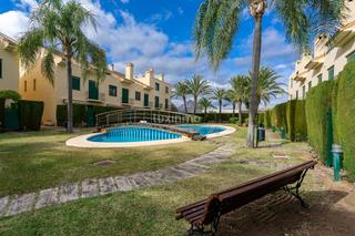 Reihenhaus in Montañar-El Arenal. Encantadora casa adosada en javea cerca del centro y de la playa