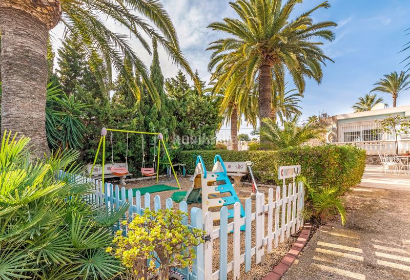 Foto d8ecaf01-afa8-4140-b964-41aed3ca299e. Chalet con riscaldamento piscina in Escandinavia-Cautivador Alfàs del Pi (l´)