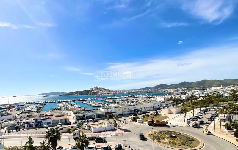 Foto 01aee271-a1f1-464a-ade2-5b6986502523. Àtic amb calefacció aparcament piscina a Marina Botafoc-Talamanca Ibiza