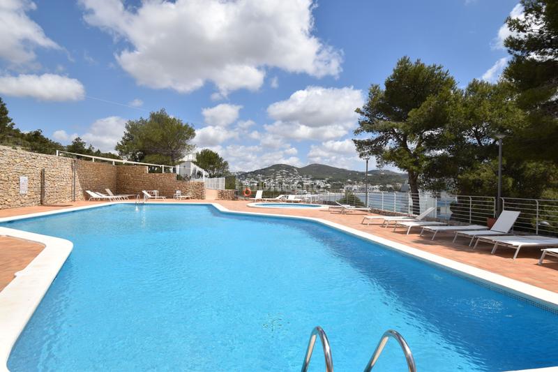Foto 922c20c7-c1a9-4560-ad82-d0013fcf457a. Àtic amb calefacció aparcament piscina a Marina Botafoc-Talamanca Ibiza