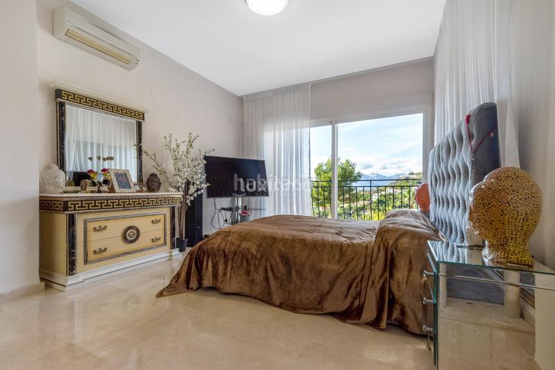 Foto 39622594-d44e-46d4-b15a-1843c53f5320. Xalet amb calefacció aparcament piscina a Altea hills Altea